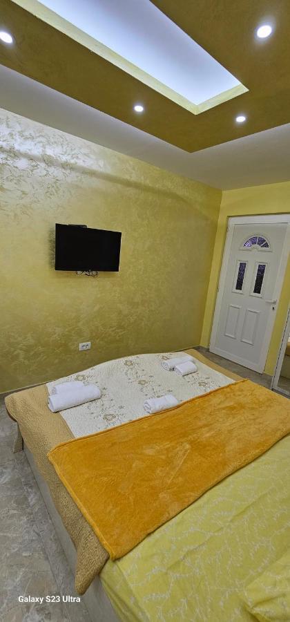 Ekonomic Apartmani Golubovci Zewnętrze zdjęcie